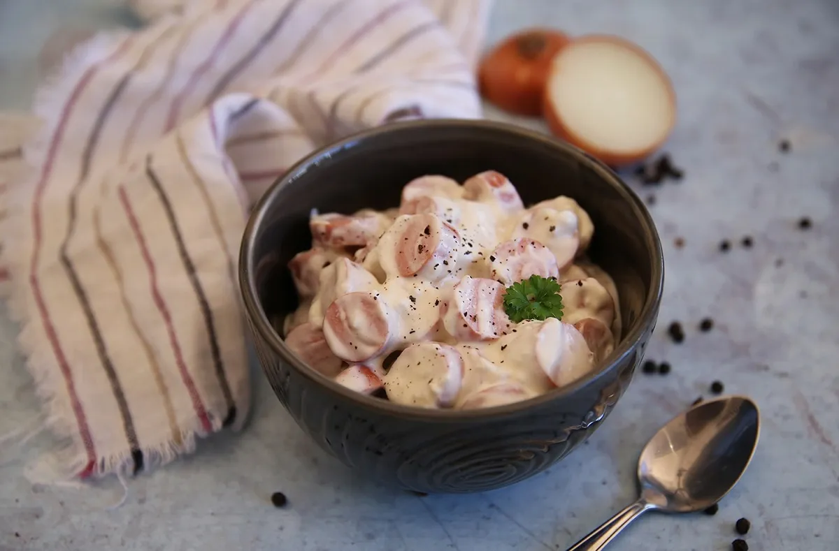 Majonézes virslisaláta /Fotó: Mindmegette