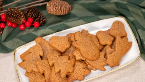 Akár karácsonykor is megsütheted ezt az azonnal puha mézeskalácsot