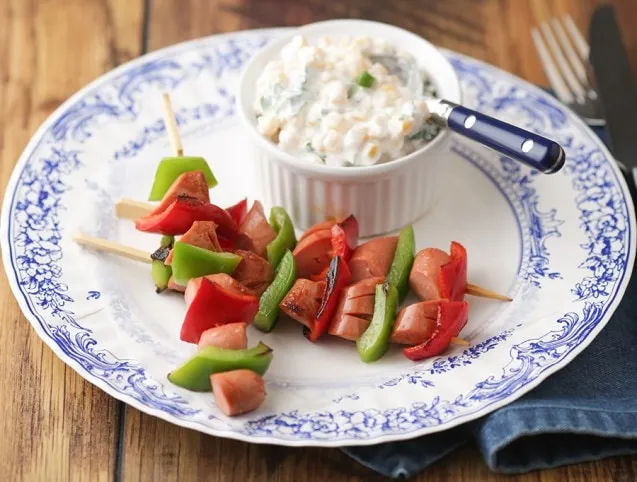 Gyors virslinyárs salátával