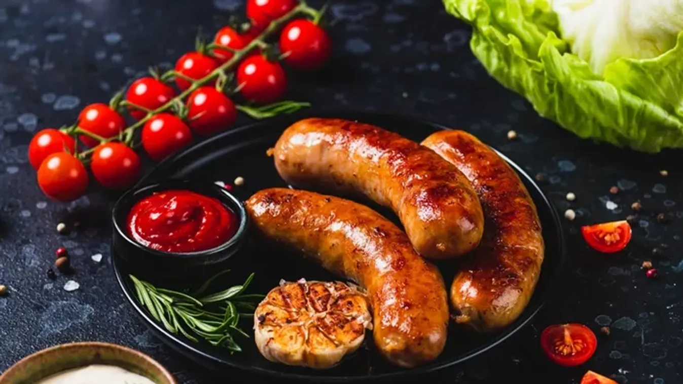 Egy séf elárulta: így lesz tökéletes, szaftos a sült kolbász