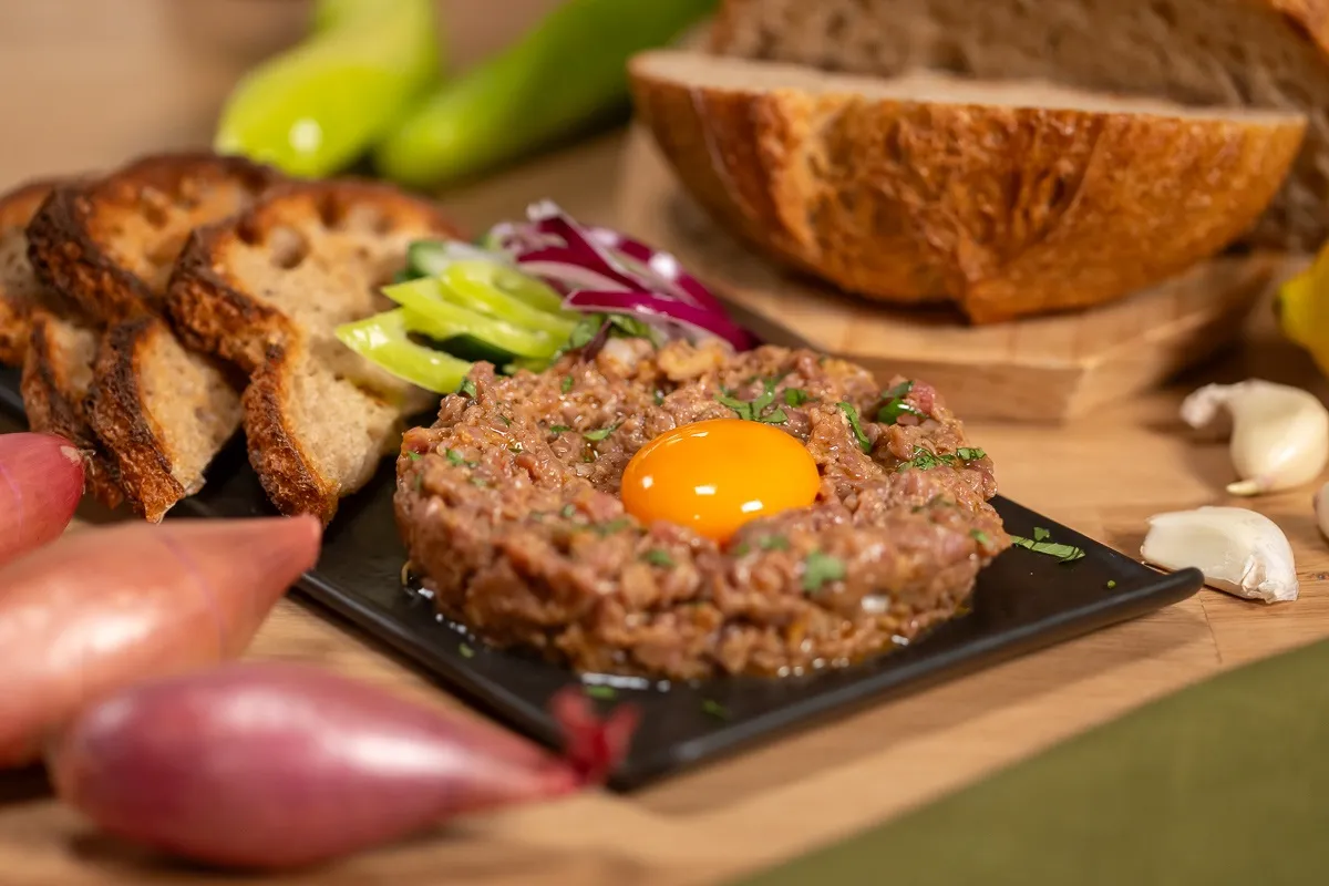 A tatár beefsteak receptje