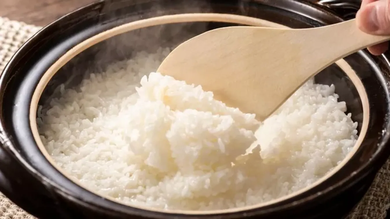 Ezt a hibát sokan elkövetik rizsfőzésnél – így lesz tökéletes és pergős