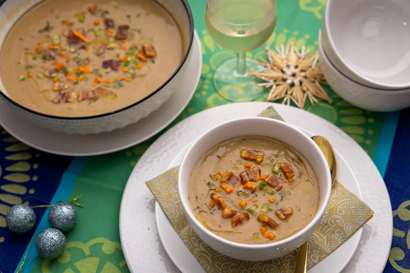 Gesztenyekrémleves pirított baconnel