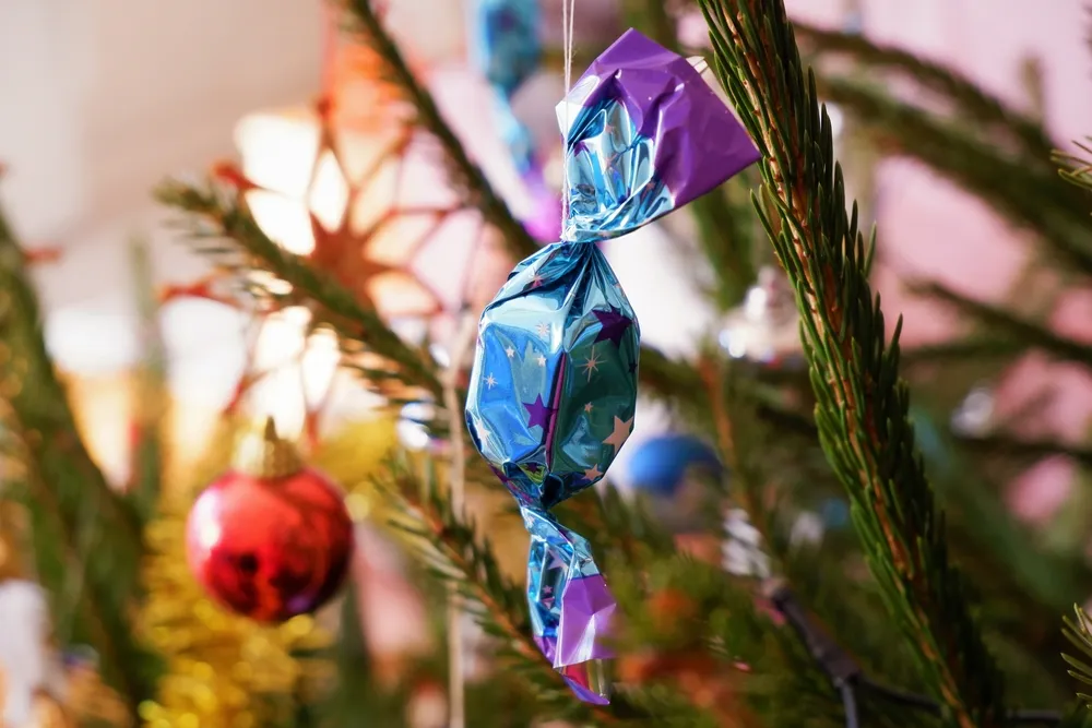 Traditional,Hungarian,Christmas,Candy,Named,Szaloncukor,In,Bright,Blue,Purple
