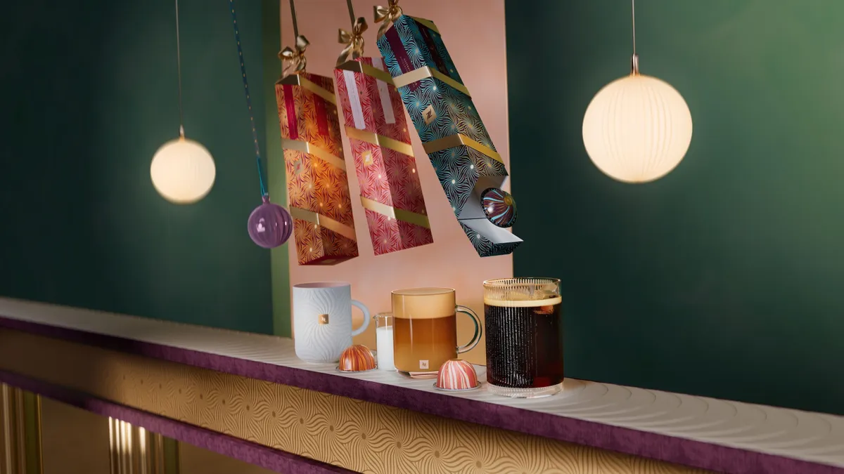 Kóstold meg a Nespresso ünnepi kávéit, és lepd meg magadat vagy szeretteidet egy különleges kávékoktéllal! 