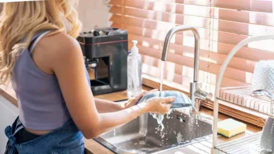 Szórd ezt a fűszert a mosogatóba, és azonnal eltűnik a kellemetlen szag