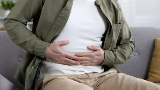 Fáj a hasad? Ezek az okok állhatnak a háttérben