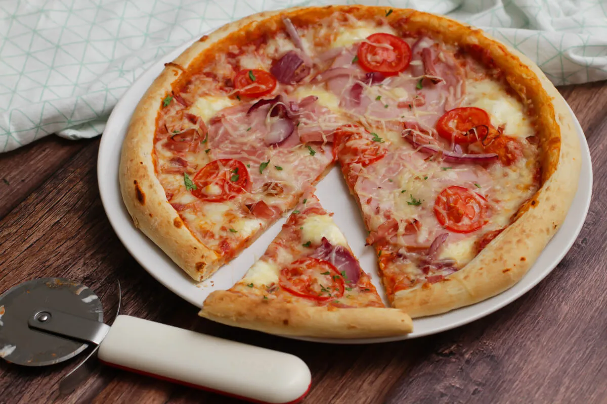 Házi készítésű pizza recept egyszerűen