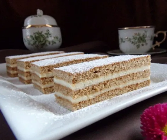 Fahéjas-mézes szelet