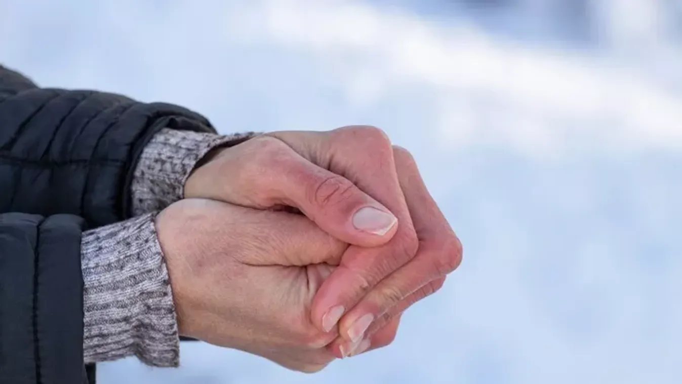 Száraz, repedezett a kezed? Így kezelheted házilag!