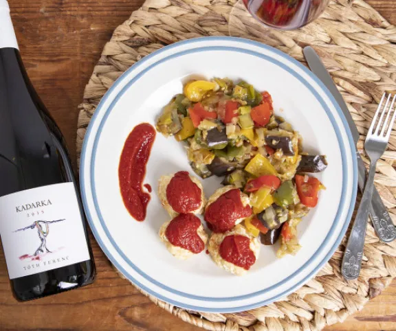 padlizsános lecsó paradicsomos túrógombóccal