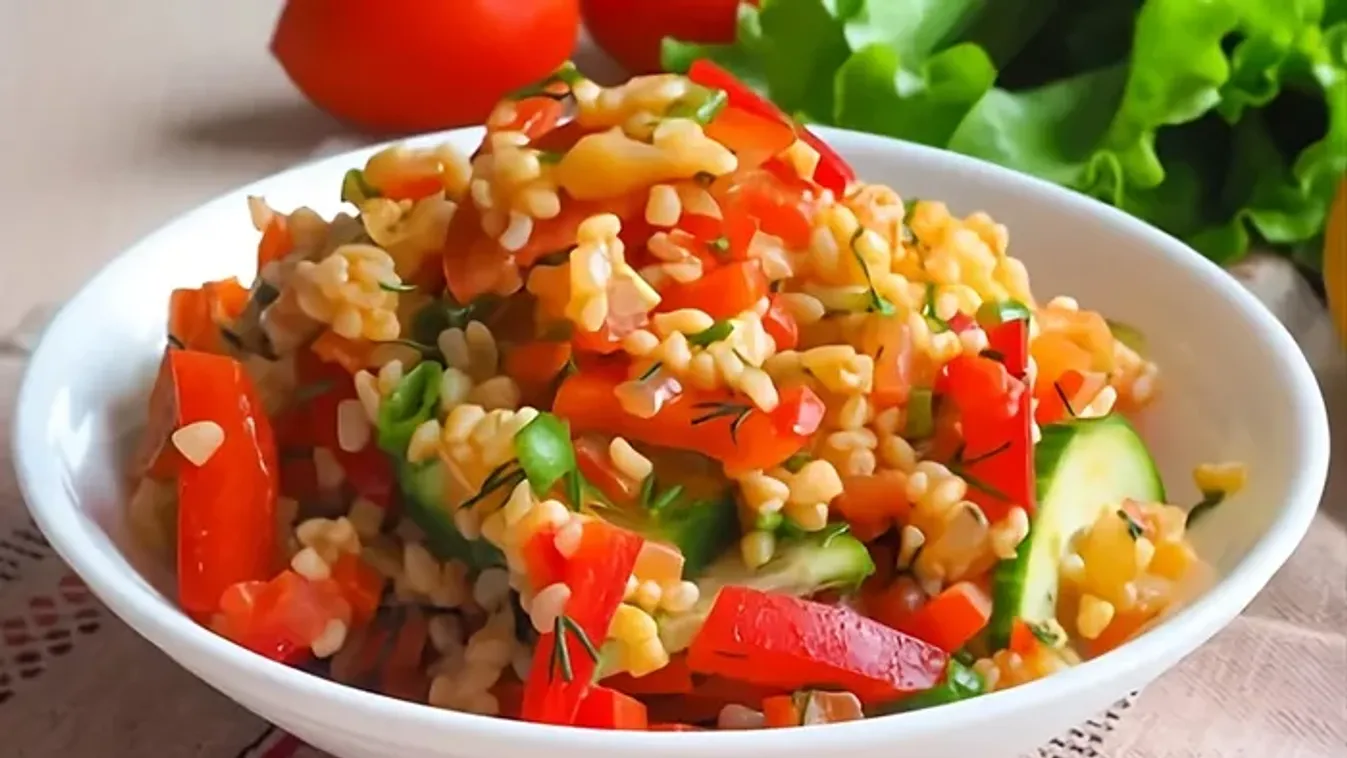 Bulgursaláta zöldségekkel 