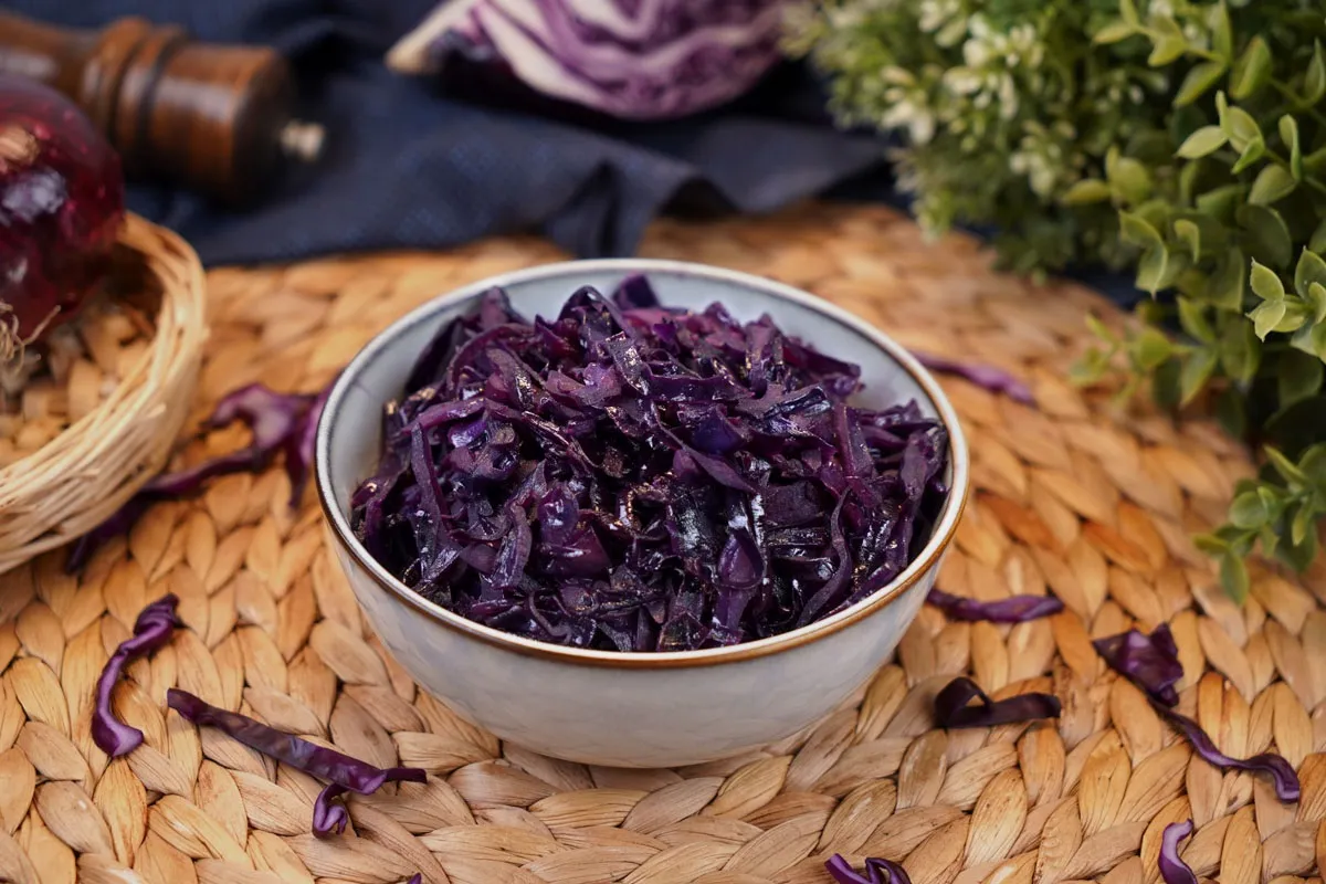 Párolt lila káposzta