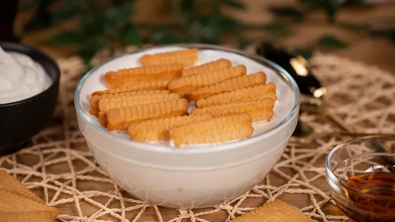 Japán sajttorta 3 összetevőből  recept