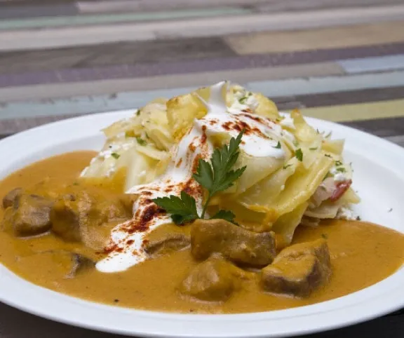 harcsapaprikás túrós csuszával