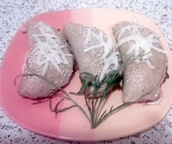 Gombával töltött tésztabatyu