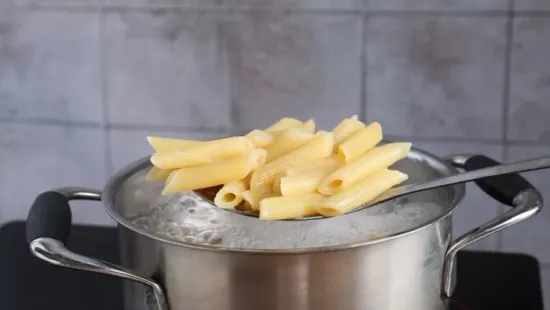 Elárulták a séfek: ez történik, ha túlfőzöd a tésztát