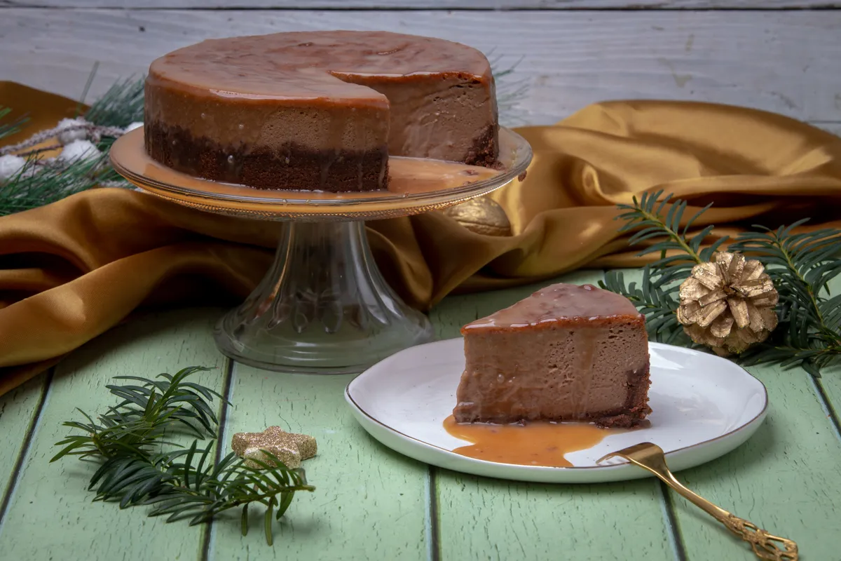 Kávés sajttorta karamellöntettel videó