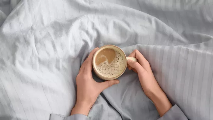 Baj, ha éhgyomorra iszod a kávét? Íme a meglepő válasz!