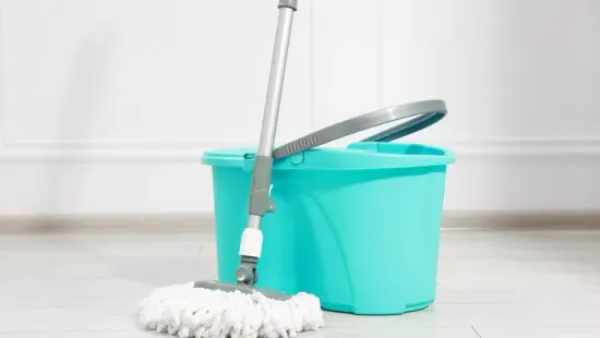 Ezt add a felmosóvízhez a fűtési szezonban, és sokkal kevesebb lesz a por
