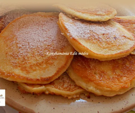 Almás-fahéjas amerikai palacsinta