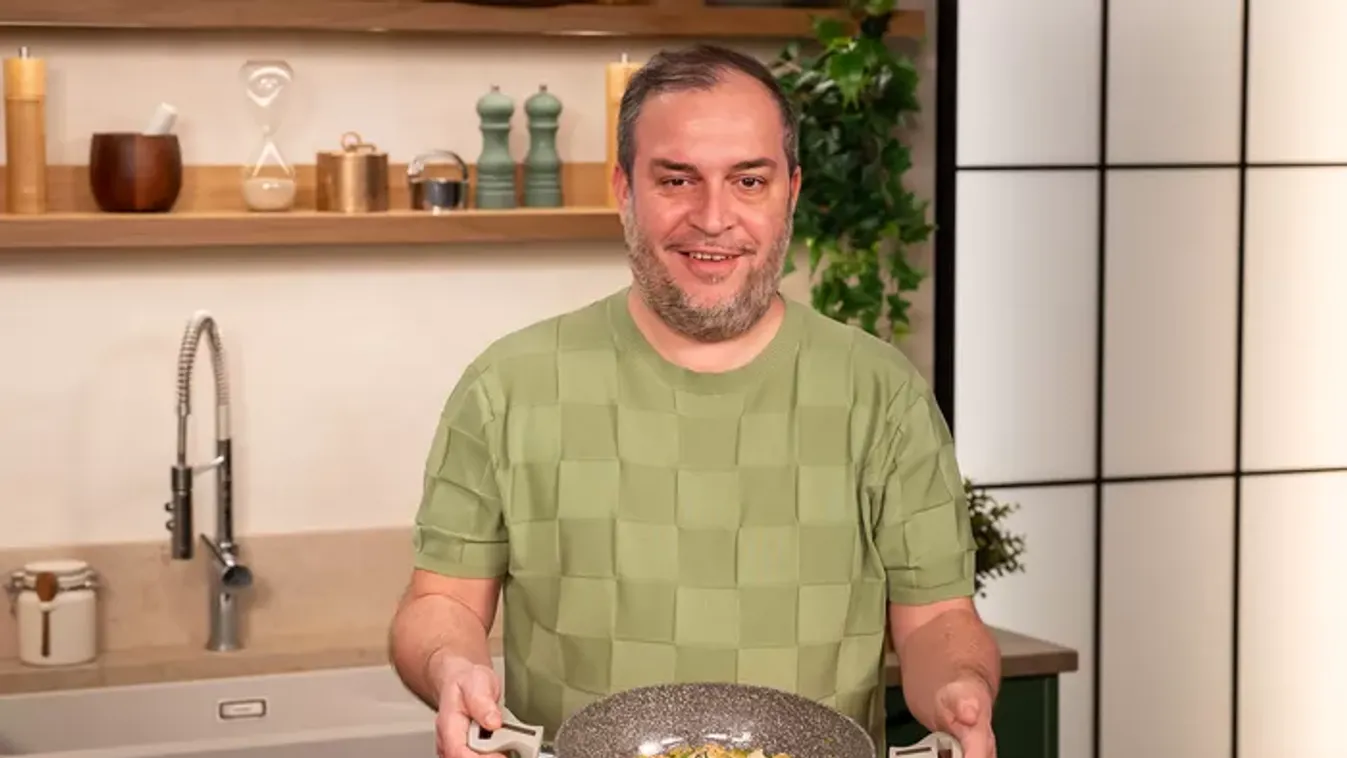 Egyszerű alapanyagokból is lehet mennyei finom fogás: zöldborsós, póréhagymás csirkeragut készítettünk