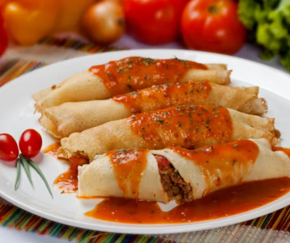 Darált hússal töltött palacsinta