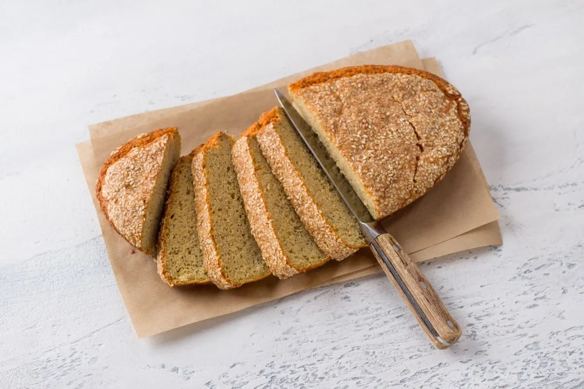 A vörös lencse lisztjéből készült kenyér kifejezetten egészséges az időseknek