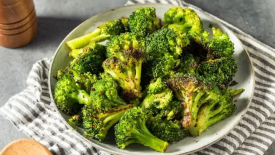 Ha ezt adod a brokkolihoz főzés közben, roppanós, szuperzöld és szagmentes lesz
