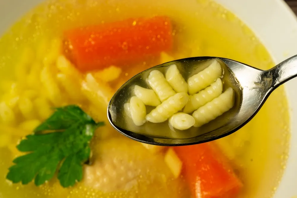 Az aranysárga húsleves a magyarok kedvenc levese