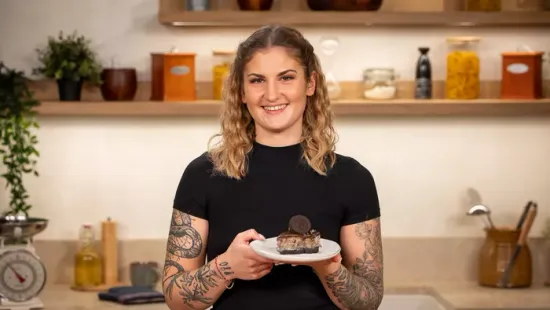 Ez a sütés nélküli Oreo torta mindig sikert arat, és pofonegyszerű elkészíteni