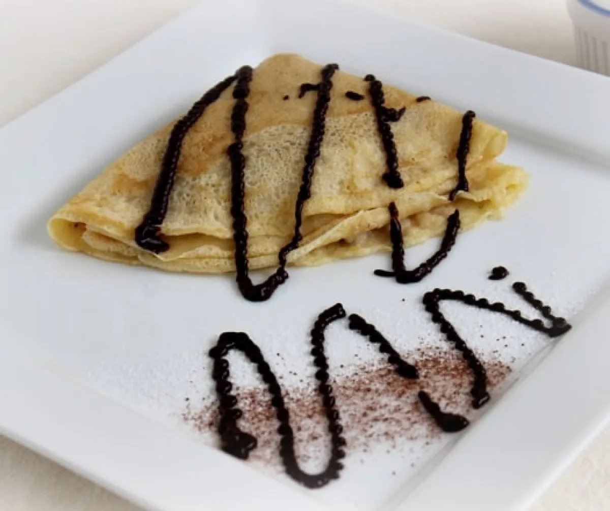 Gundel palacsinta csokiöntettel 
