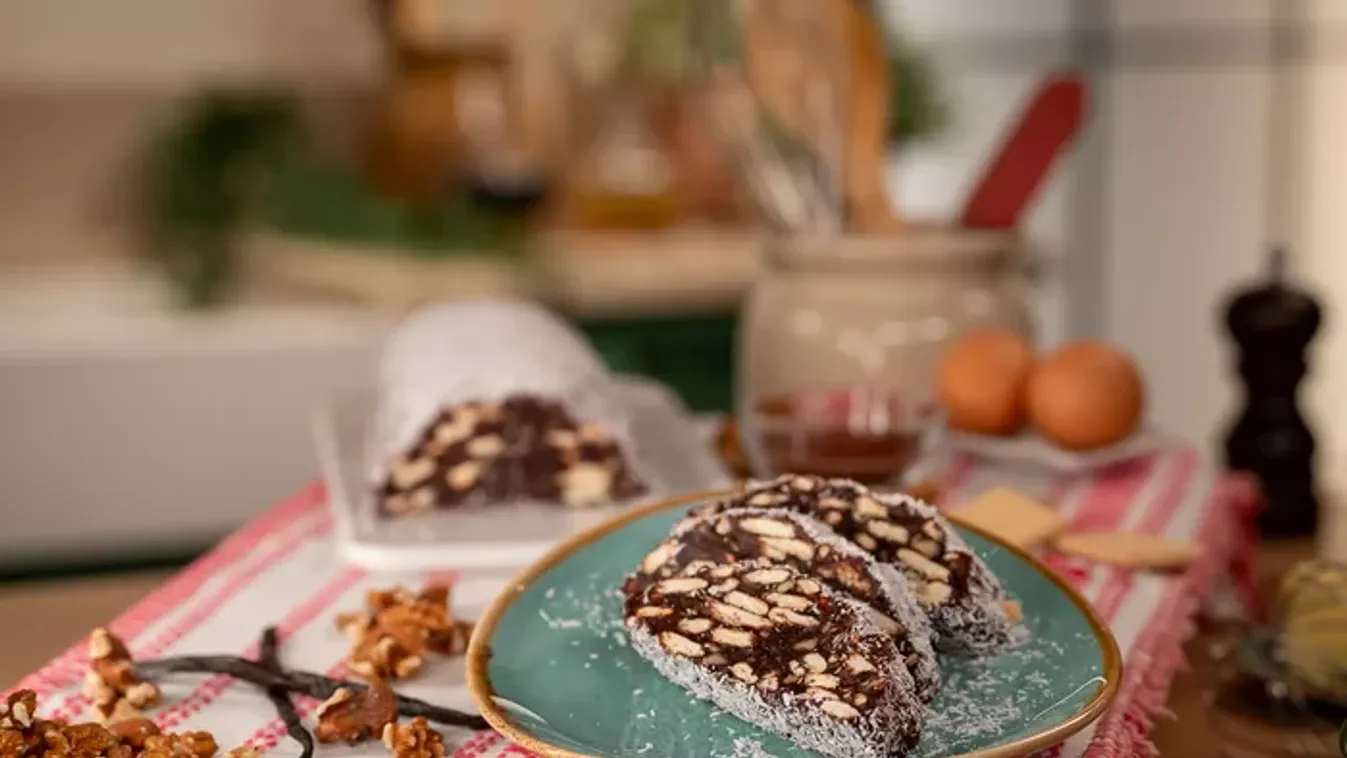 Egy édesség, ami visszarepít a gyerekkorba: kekszszalámi, ahogy anyukád készítette