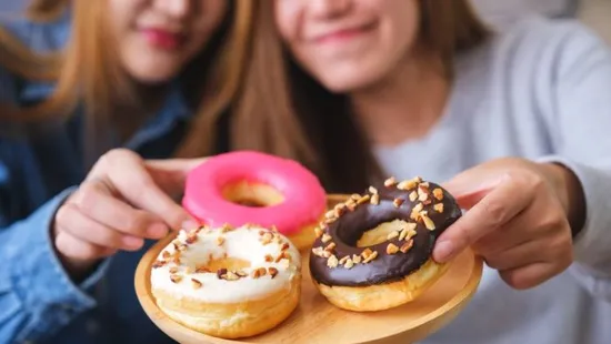 Még egy falat belefér – ezért tudunk enni édességet akkor is, ha már tele a gyomrunk