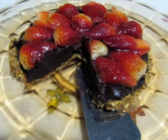 Csokis-epres nyers torta - 15 perc alatt!