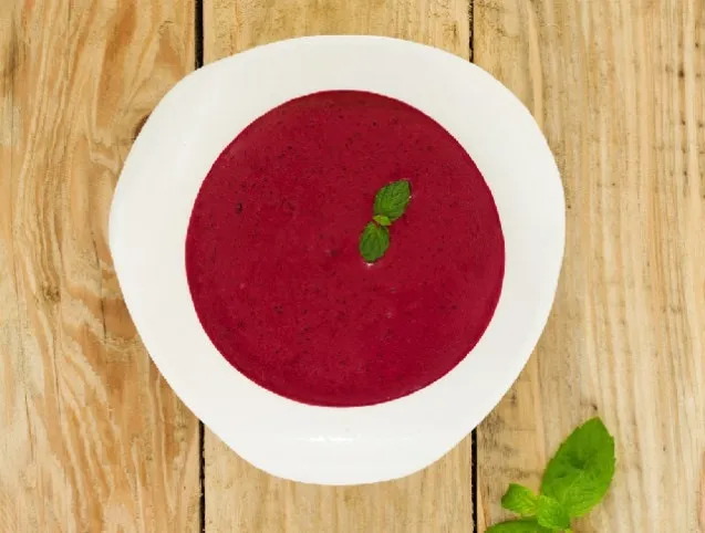 Erdei gyümölcsleves