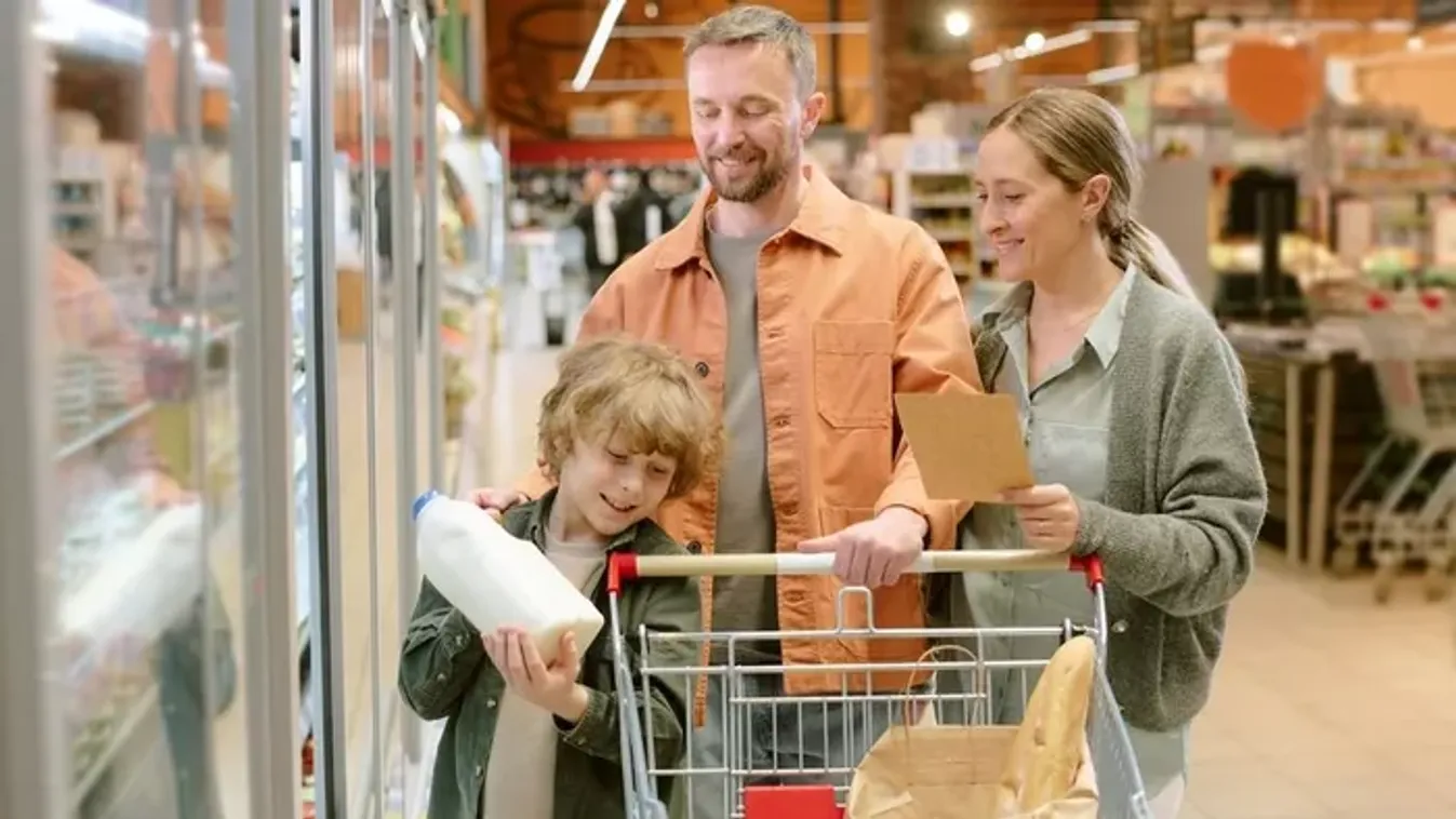 14 részes, teljes szettet ad a Lidl 7999 forintért, máshol 1 db kerül ennyibe
