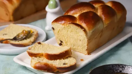 Ha így készíted, tökéletes lesz a húsvéti fonott kalács