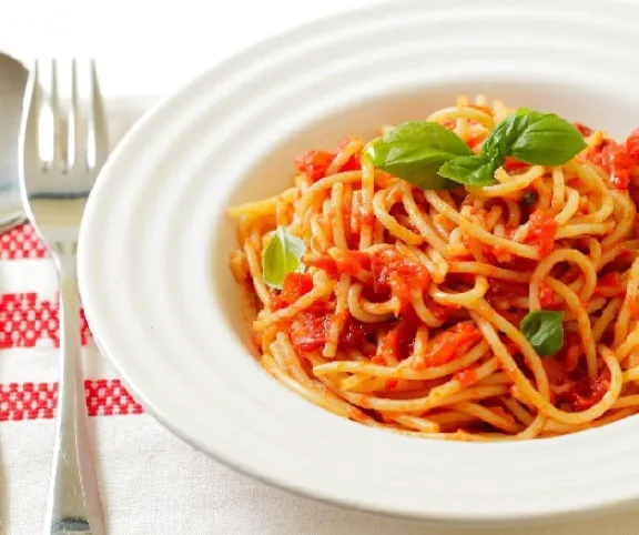 Paradicsomos spagetti