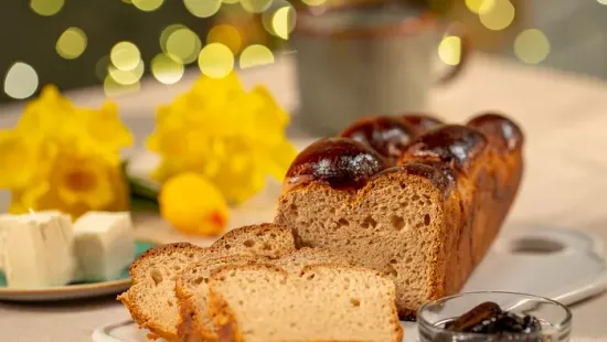 Lemondás nélkül: így készül a  gluténmentes kalács húsvétra