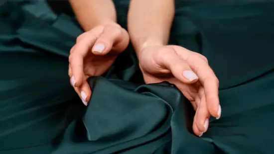 A selyem ágynemű tisztítása: így őrizzük meg a luxus puhaságát hosszú éveken át