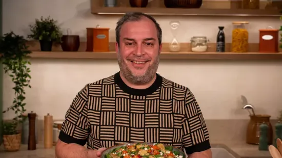 Fűszeres varázslat a tányéron – így lesz a sütőtöksalátából főfogás