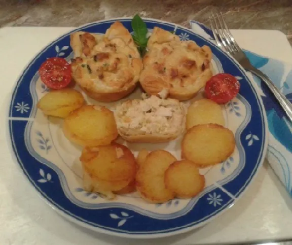 Bazsalikomos-sajtkrémes kosárka