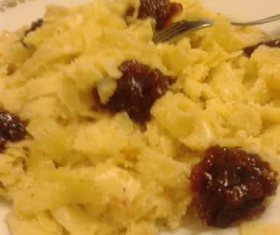 Grízes tészta szilvalekvárral