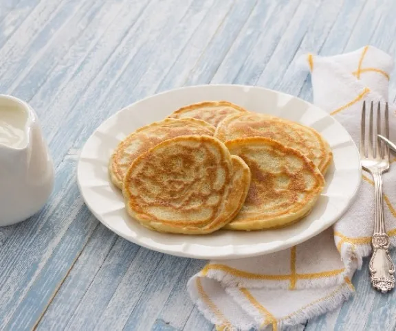 Almás amerikai palacsinta citromsodóval