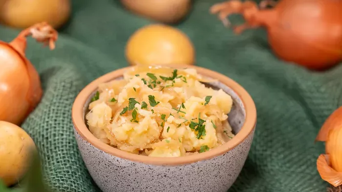 Hagymás tört burgonya