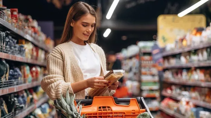 Ünnepi hétvége: így lesznek nyitva a boltok március 15-én