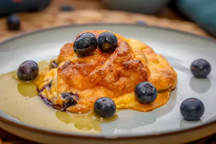 Áfonyás-túrós felhőkenyér