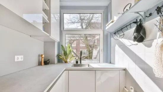 Kis konyha praktikus berendezése – Hogyan csináljuk?