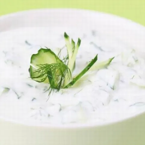 Tzatziki fehérborecettel